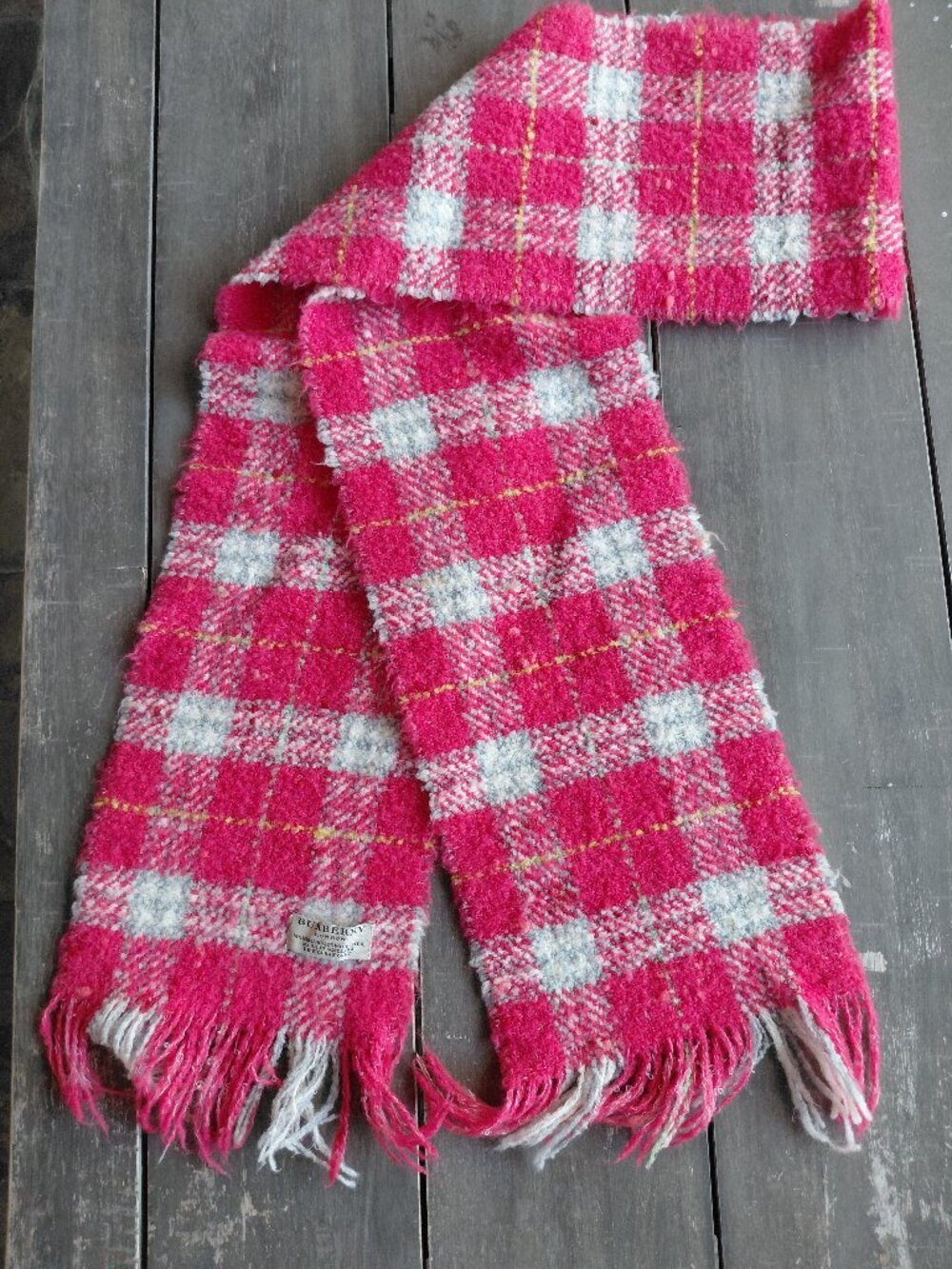 Burberry red plaid winter scarf